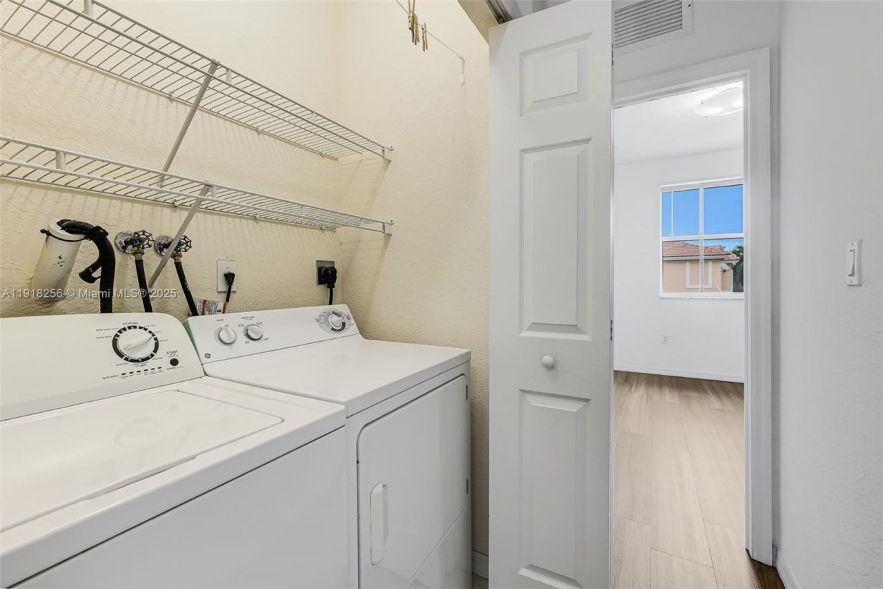 12566 SW 126th Ave, Miami, FL 33186 Photo