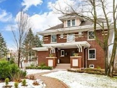 2328 E 3rd Street, Duluth, MN 55812