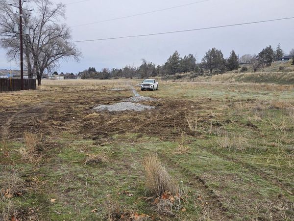 401 NE 6th Street, Madras, OR 97741