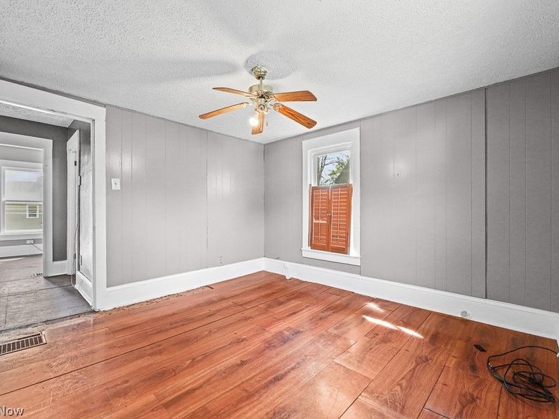 955 E Summit Street, Alliance, OH 44601 Photo 16