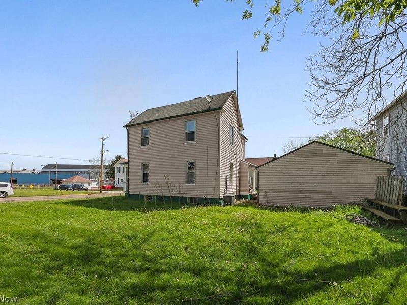 955 E Summit Street, Alliance, OH 44601 Photo 26