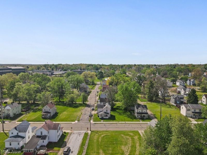 955 E Summit Street, Alliance, OH 44601 Photo 38