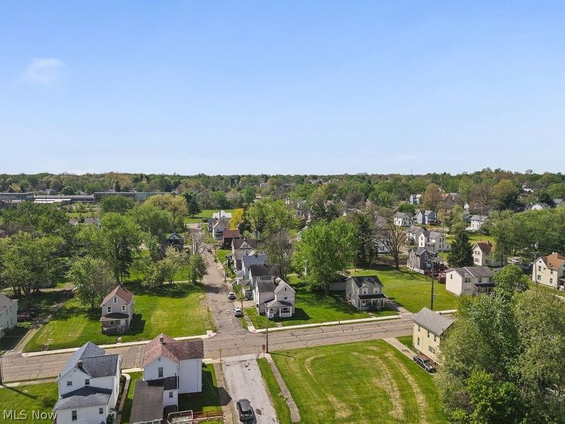 955 E Summit Street, Alliance, OH 44601 Photo 39