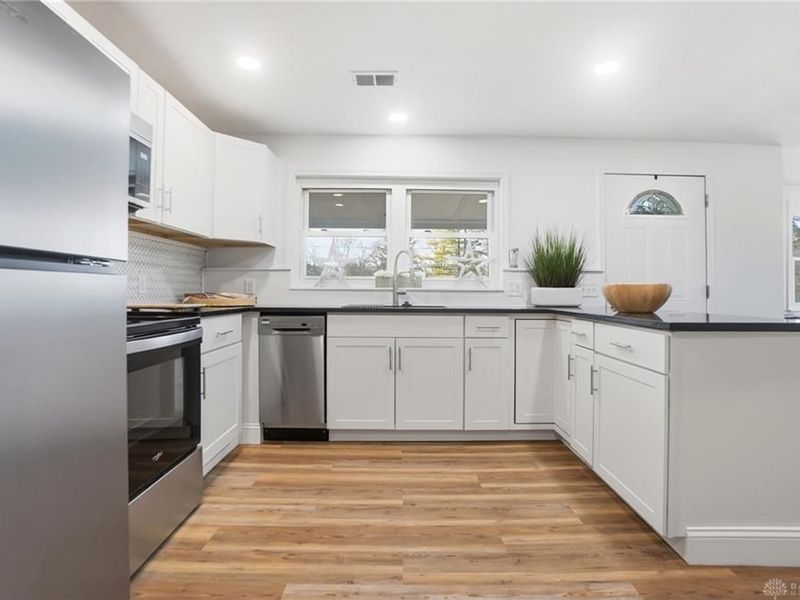 9185 S Mann Road, Bethel Township, OH 45371 Photo 16