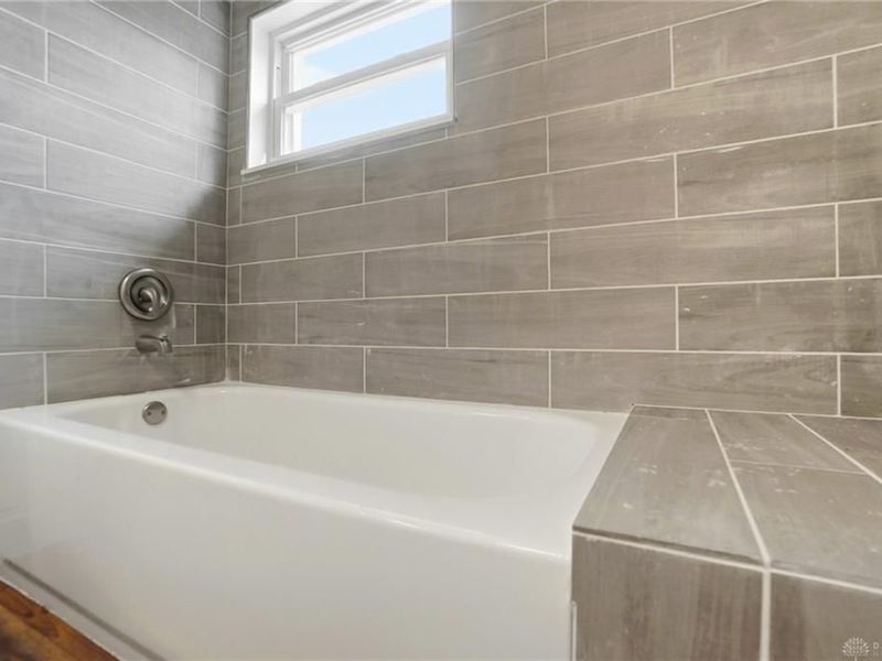 9185 S Mann Road, Bethel Township, OH 45371 Photo 31