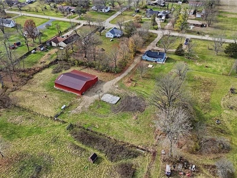 9185 S Mann Road, Bethel Township, OH 45371 Photo 6