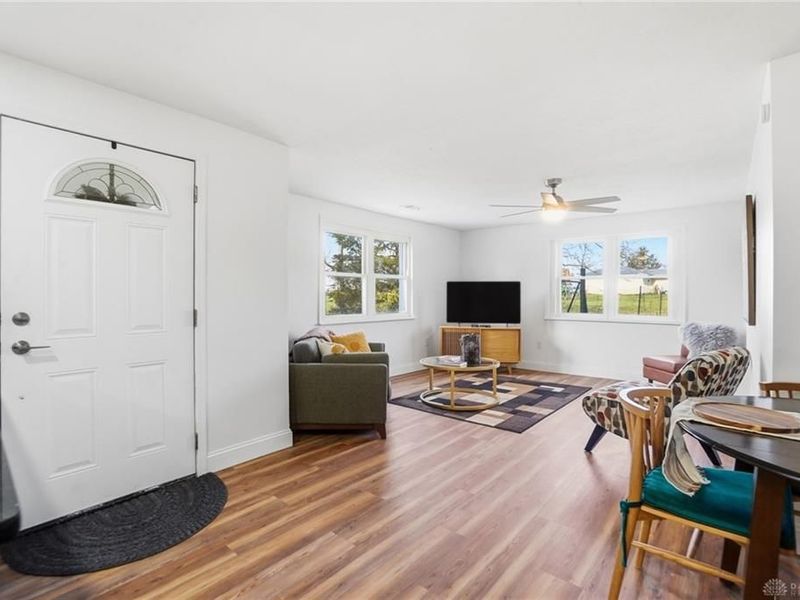 9185 S Mann Road, Bethel Township, OH 45371 Photo 8