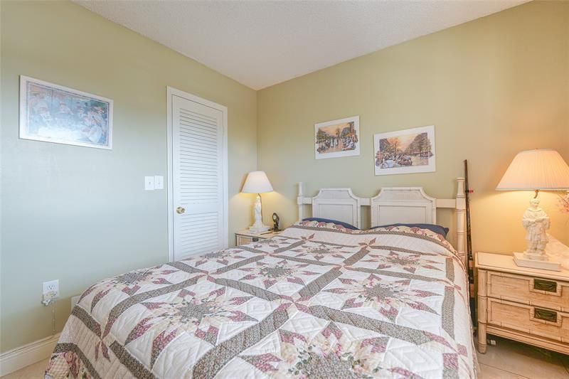 3051 Sunrise Lakes Drive, Unit 302, Fort Lauderdale, FL 33322 Photo