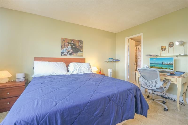 3051 Sunrise Lakes Drive, Unit 302, Fort Lauderdale, FL 33322 Photo