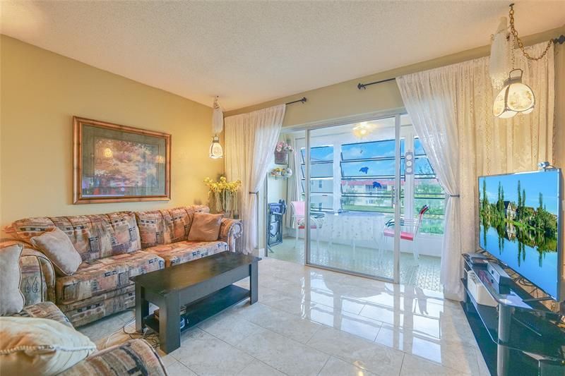 3051 Sunrise Lakes Drive, Unit 302, Fort Lauderdale, FL 33322 Photo