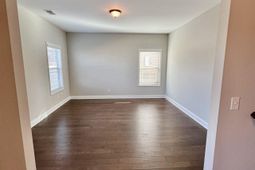 135 Shoals Landing Drive photo 4