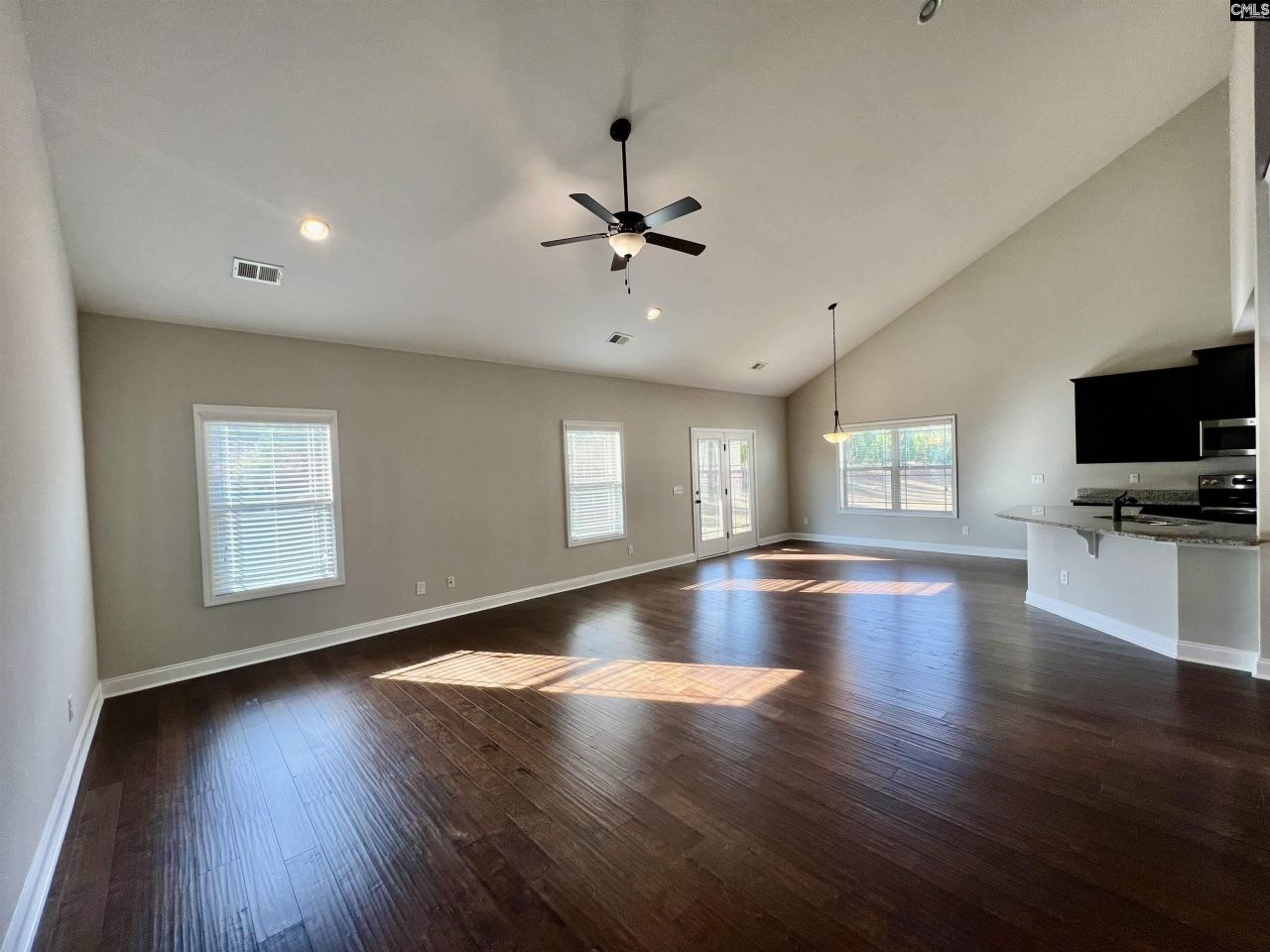 135 Shoals Landing Drive Photo 8