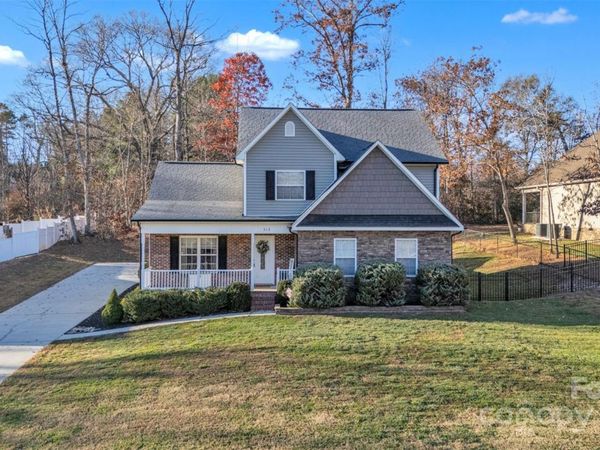 312 Oak Knoll, Hildebran, NC 28637