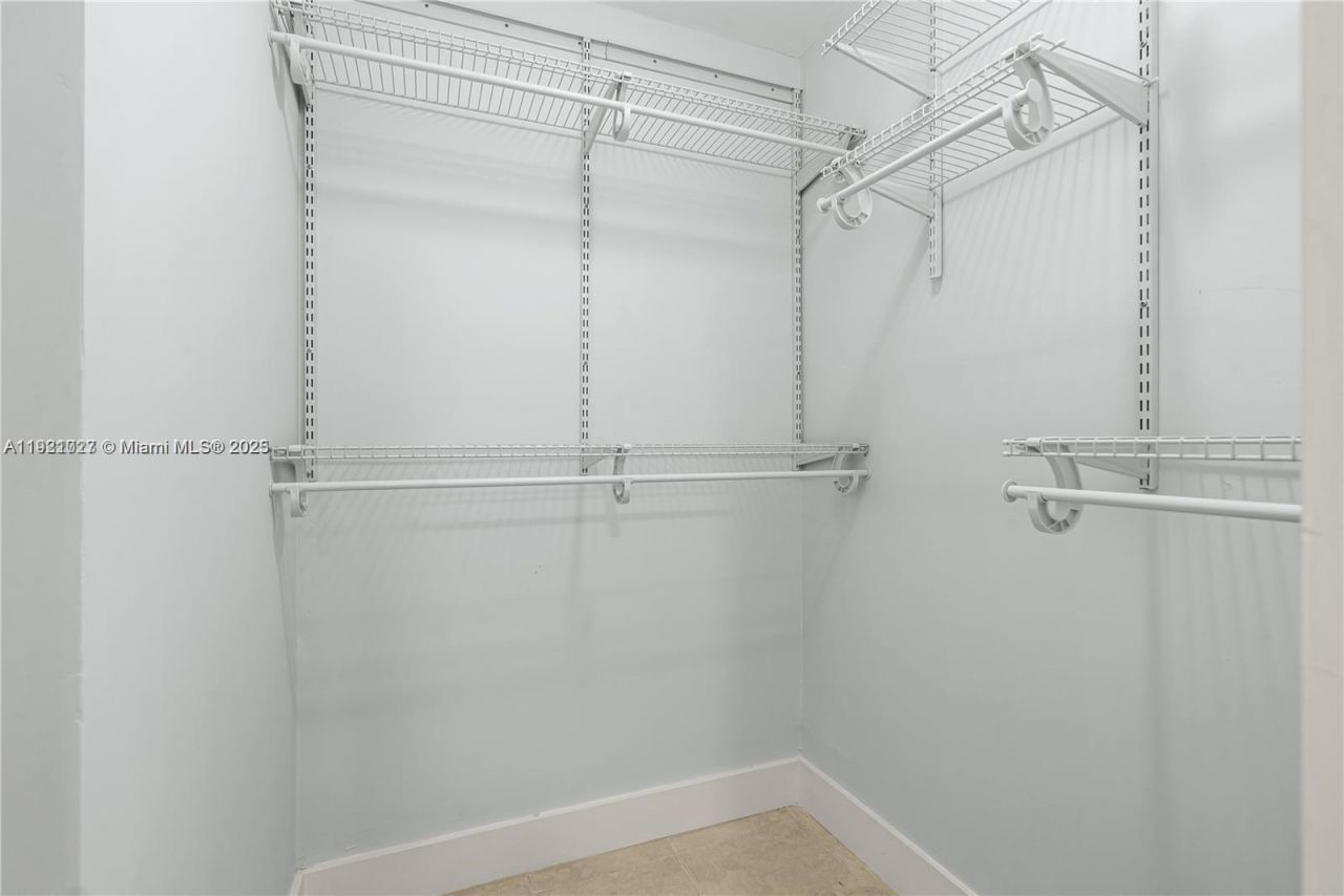 7722 NE 3rd Ct, Unit 2, Miami, FL 33138 Photo