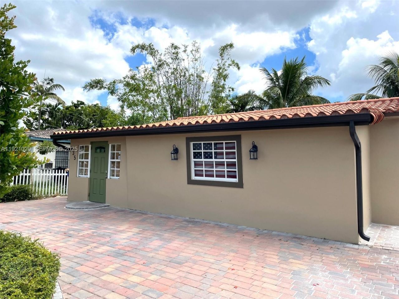 635 SW 64th Ct, Miami, FL 33144 Photo