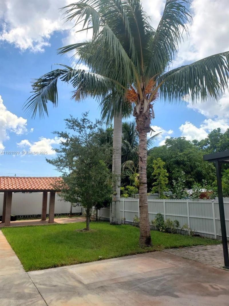 635 SW 64th Ct, Miami, FL 33144 Photo