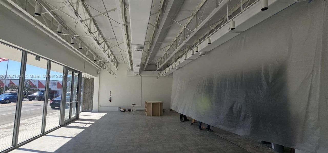 777 NE 125th St, North Miami, FL 33161 Photo