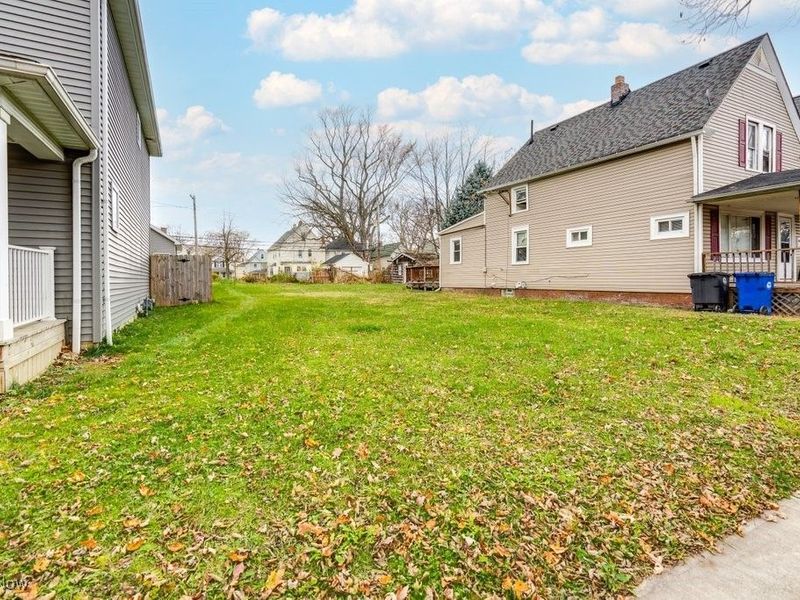 2040 W 83rd Street, Cleveland, OH 44102 Photo 4