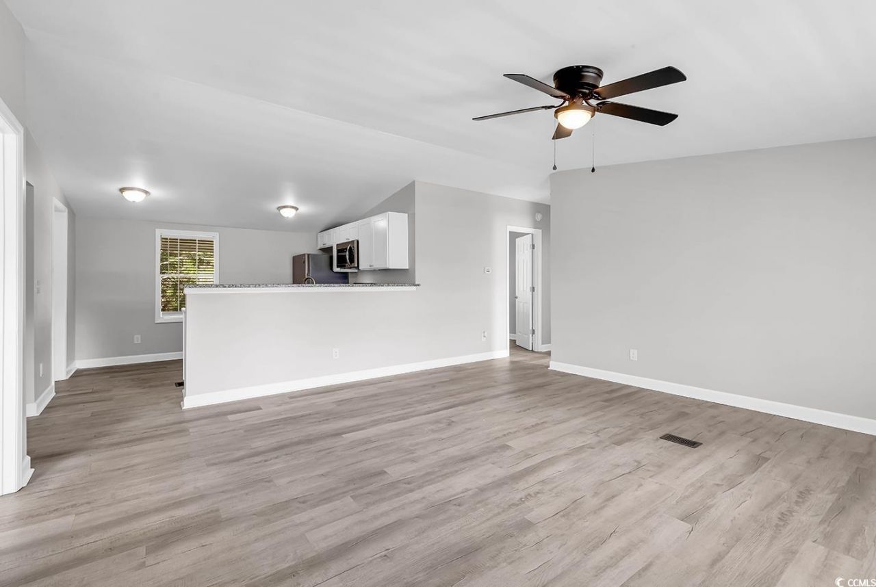 827 White Sand Ct. Photo 4