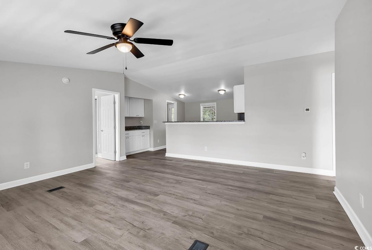 827 White Sand Ct. Photo 5