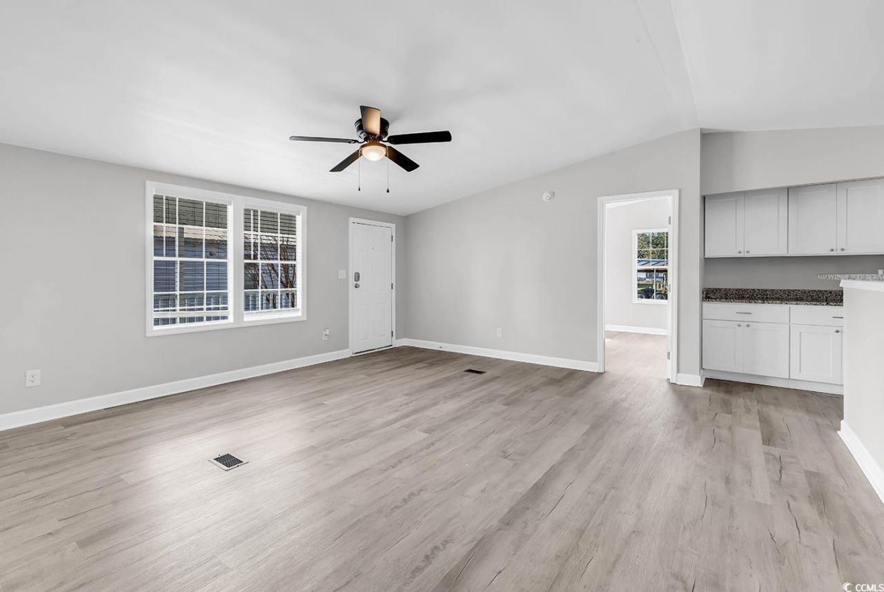 827 White Sand Ct. Photo 6