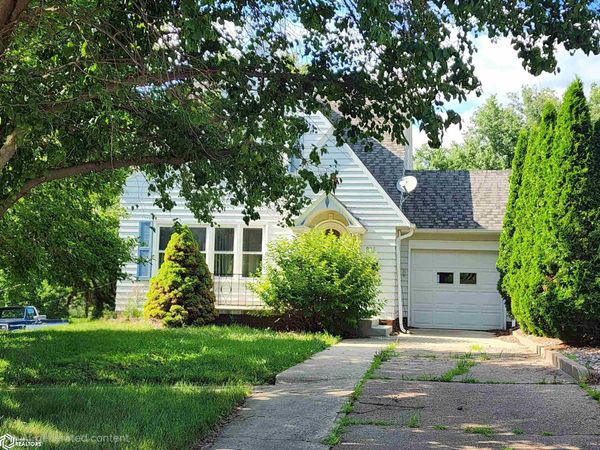 908 E 9th Street, Atlantic, IA 50022