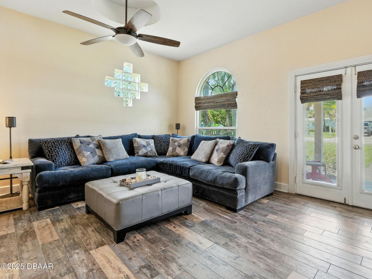 833 E 25th Avenue, New Smyrna Beach, FL 32169 Photo