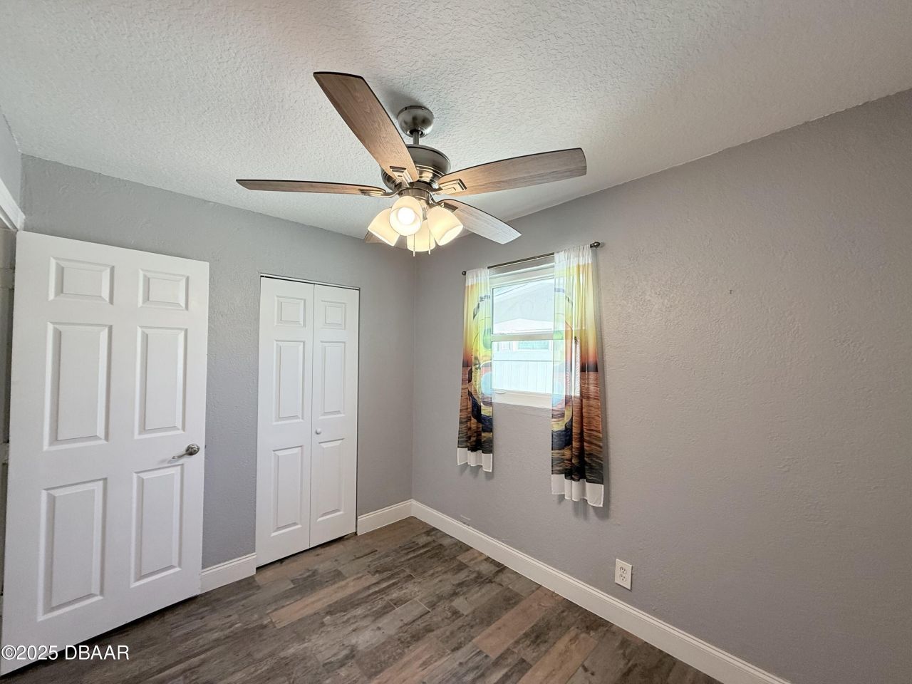 833 E 25th Avenue, New Smyrna Beach, FL 32169 Photo