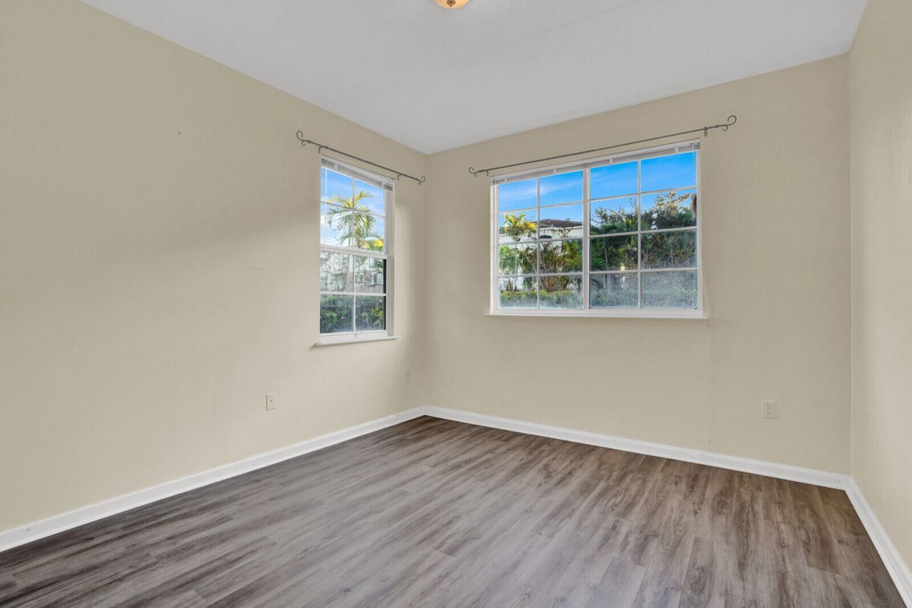 9845 Baywinds Drive, Unit 6102, West Palm Beach, FL 33411 Photo