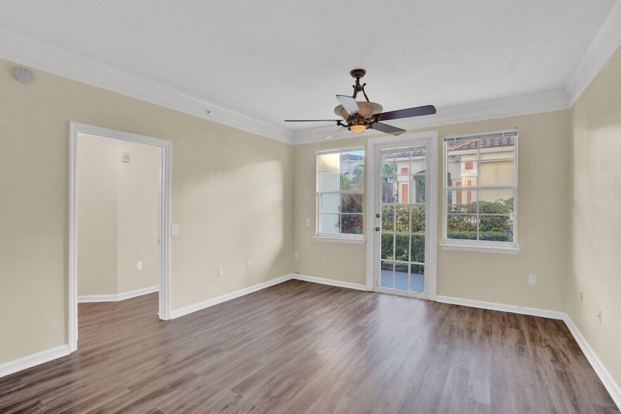 9845 Baywinds Drive, Unit 6102, West Palm Beach, FL 33411 Photo