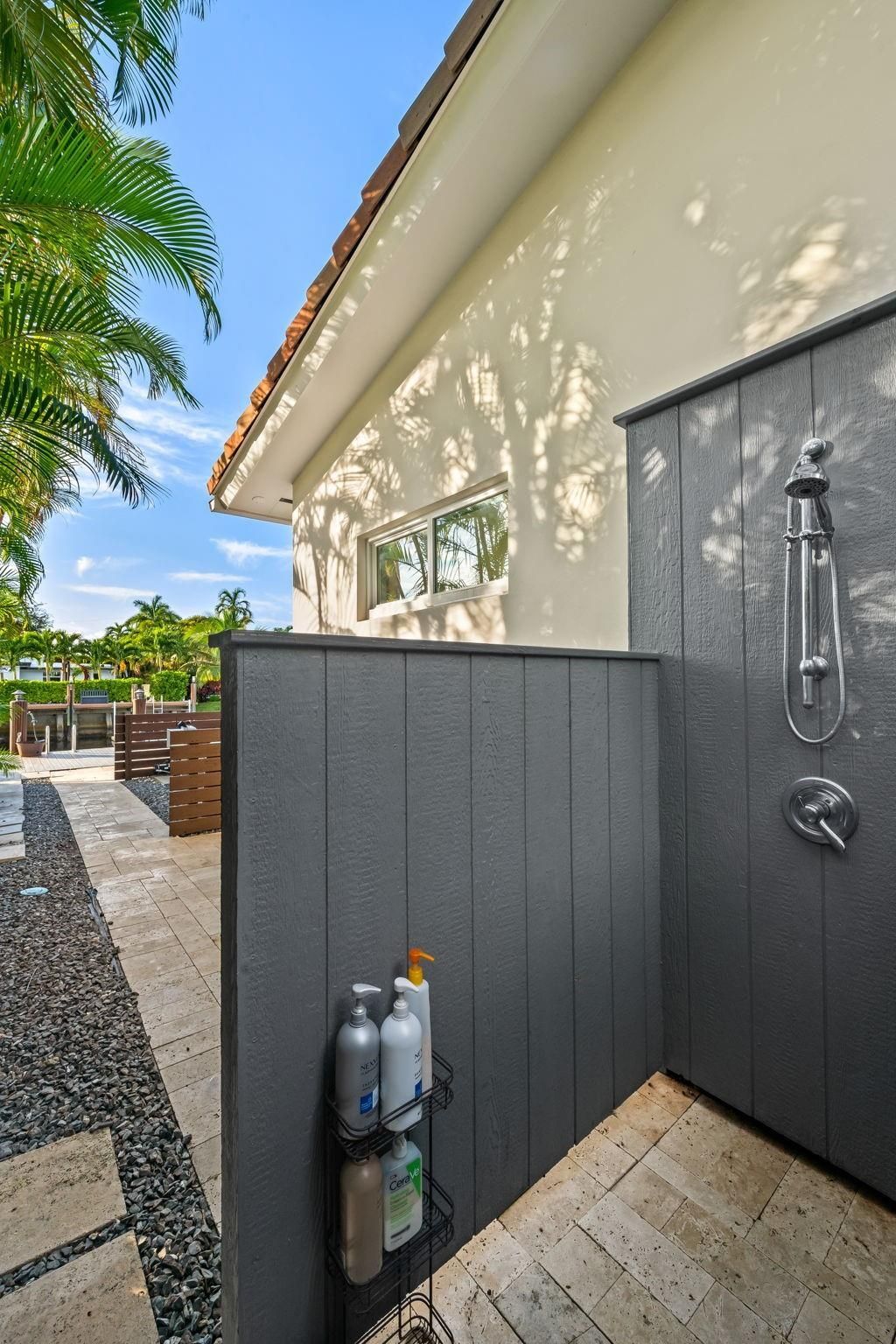 1731 NE 23rd Avenue, Fort Lauderdale, FL 33305 Photo