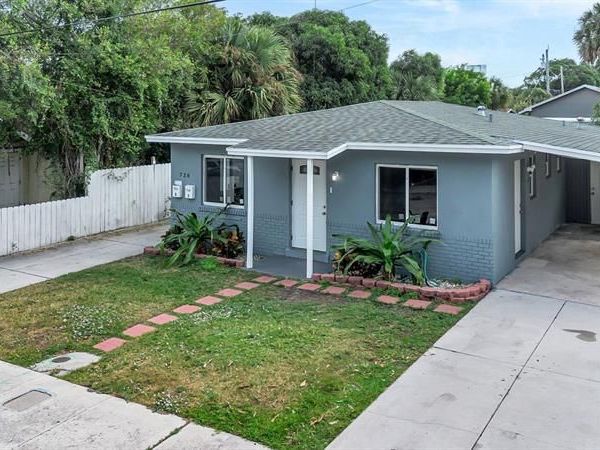 728 20th St, West Palm Beach, FL 33407