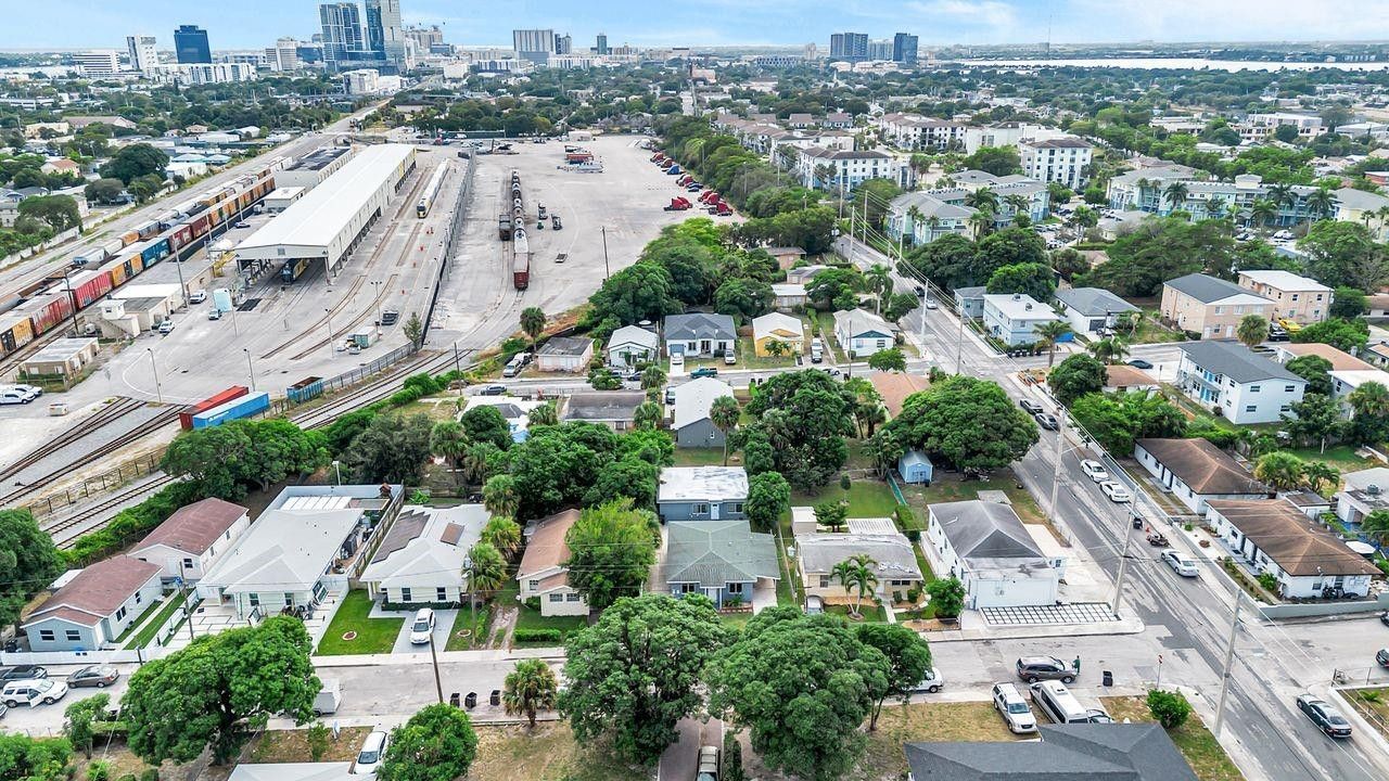 728 20th Street, West Palm Beach, FL 33407 Photo