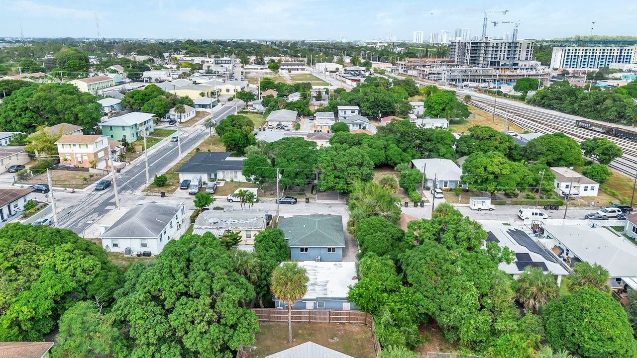 728 20th Street, West Palm Beach, FL 33407 Photo