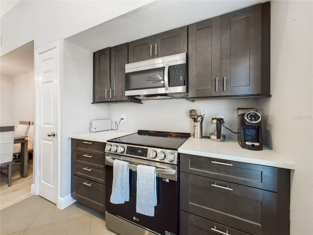 5521 Rosehill Road, Unit 203, Sarasota, FL 34233 Photo