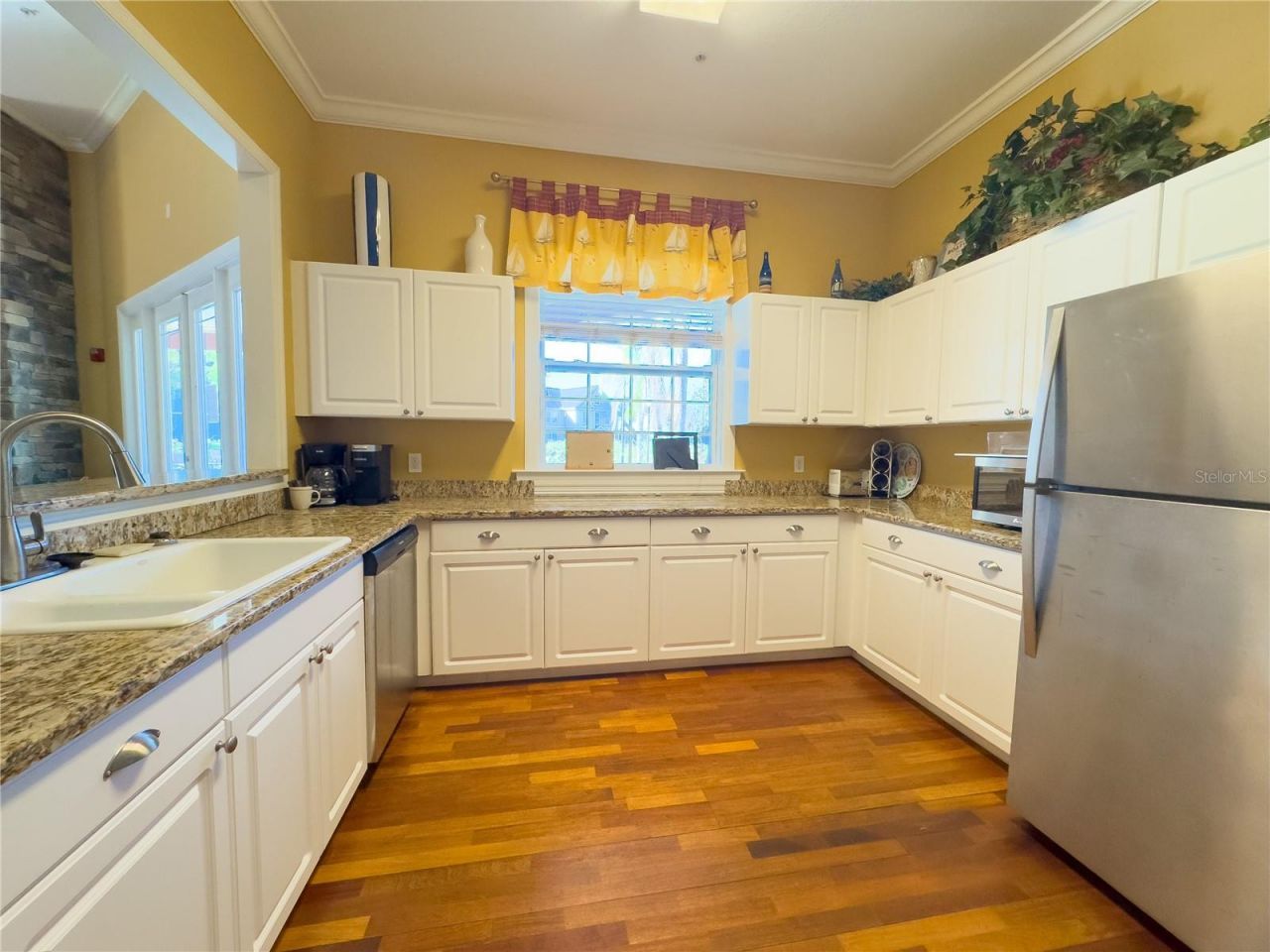 5521 Rosehill Road, Unit 203, Sarasota, FL 34233 Photo