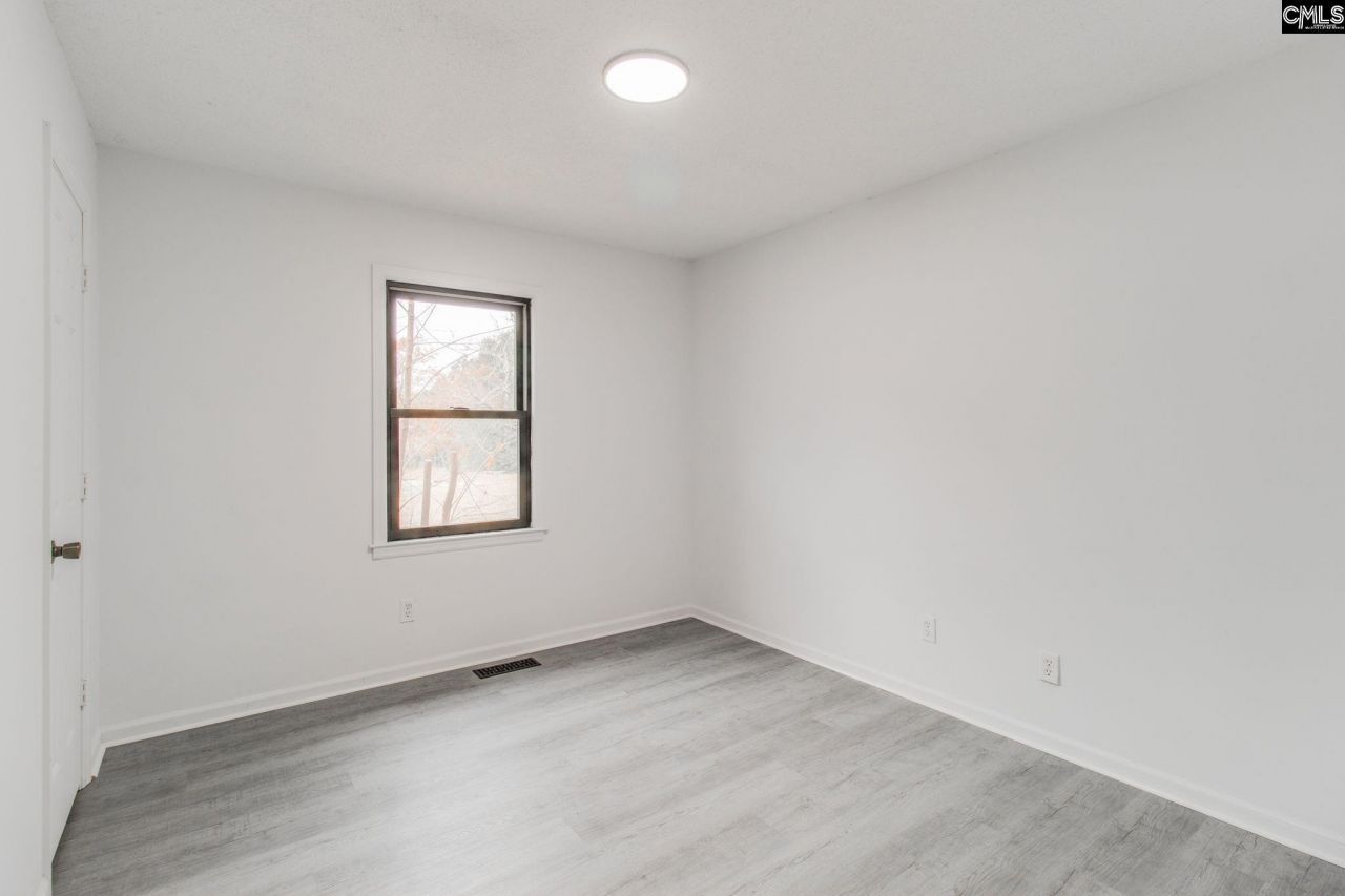 351 Boy Scout Road Photo 26