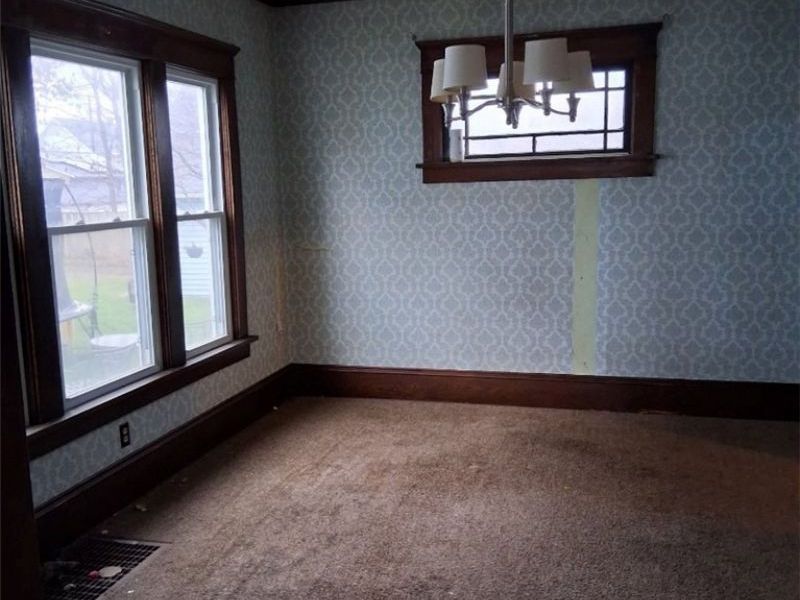 304 Columbus Avenue NW, Canton, OH 44708 Photo 2
