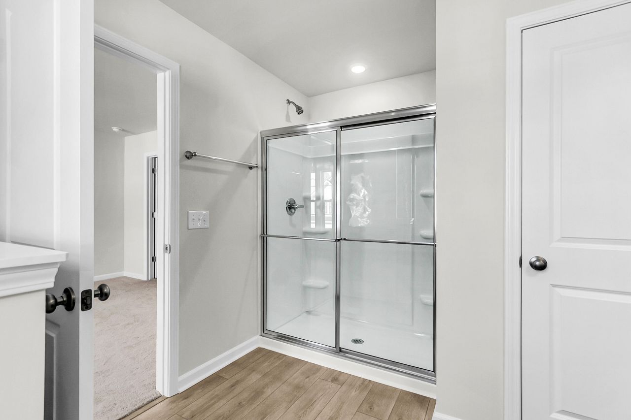 215 Central Creek Drive Photo 19