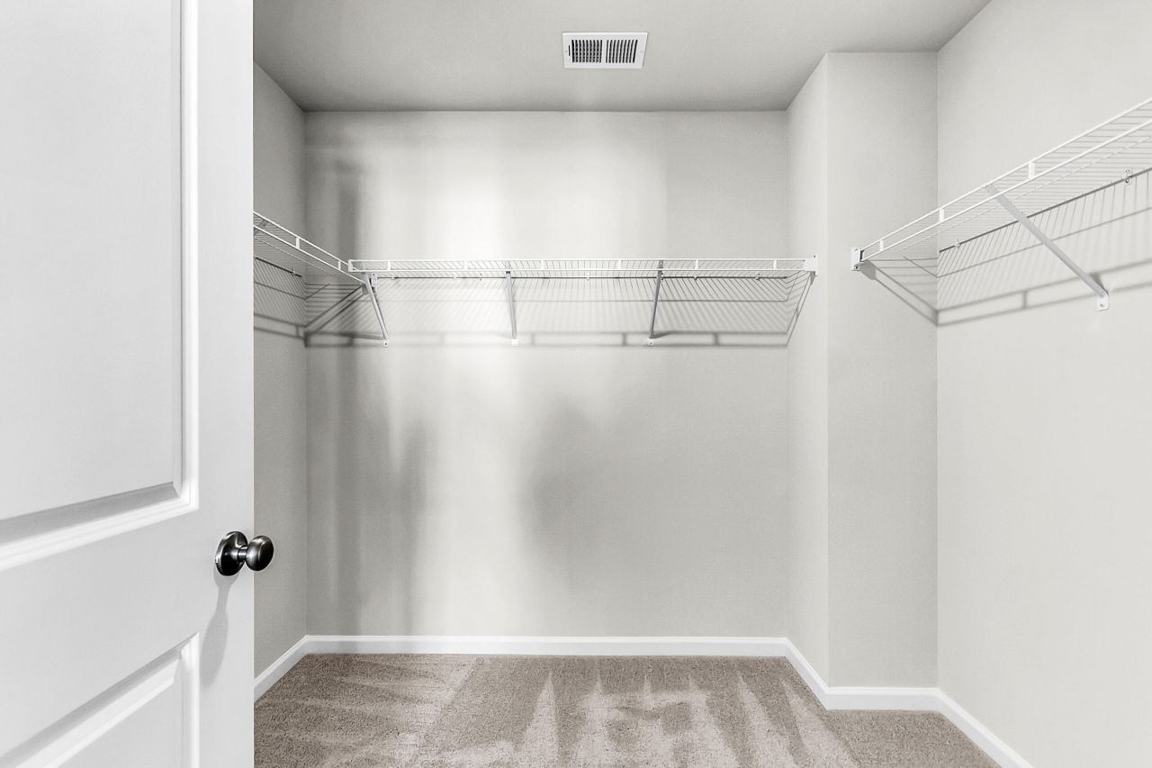 215 Central Creek Drive Photo 20