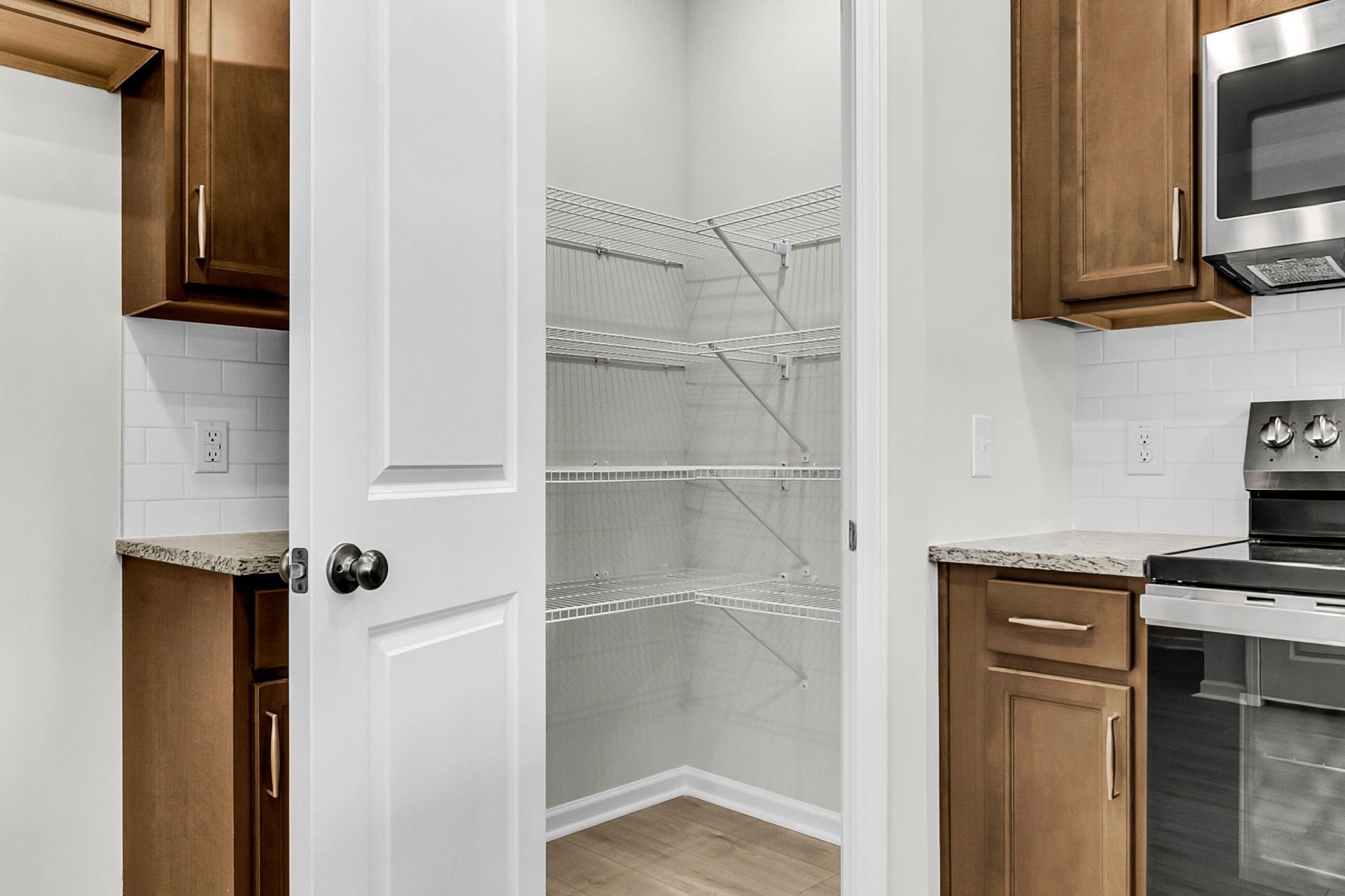 215 Central Creek Drive Photo 7