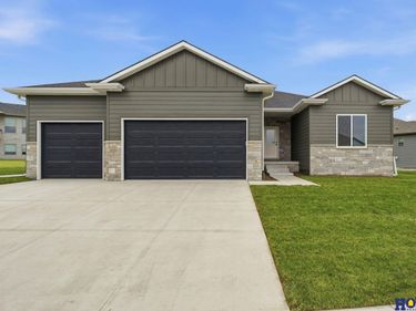 1005 N 109th Street, Lincoln, NE 68527