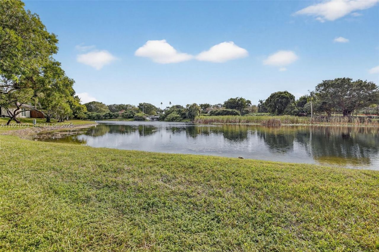 2360 Dover, Weston, FL 33326 Photo