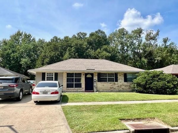 11121 Cypress Dale Ave, Baton Rouge, LA 70807