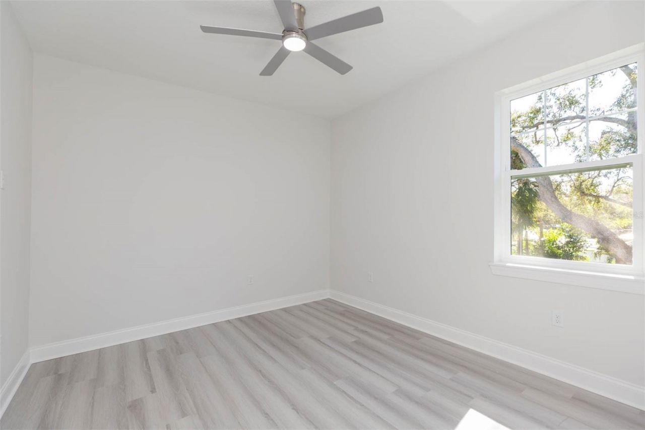 4718 W Knights Avenue, Tampa, FL 33611 Photo