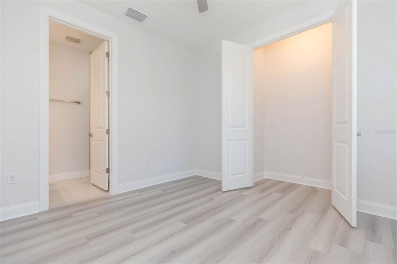 4718 W Knights Avenue, Tampa, FL 33611 Photo