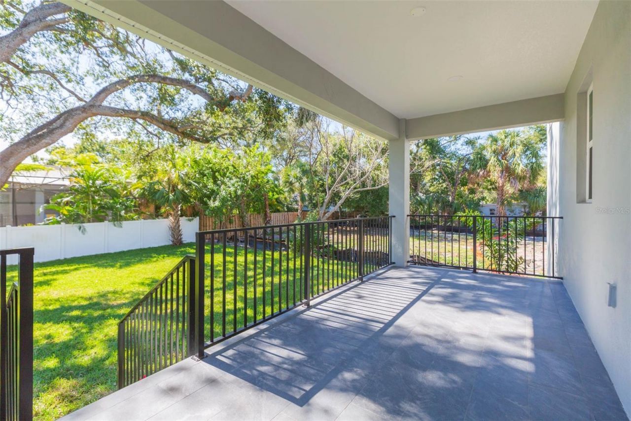 4718 W Knights Avenue, Tampa, FL 33611 Photo
