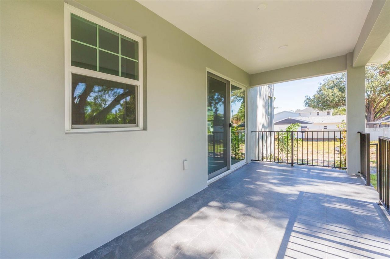 4718 W Knights Avenue, Tampa, FL 33611 Photo