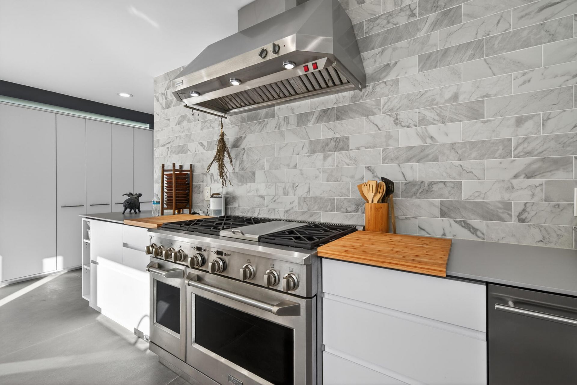 423 Chilean Avenue, Palm Beach, FL 33480 Photo