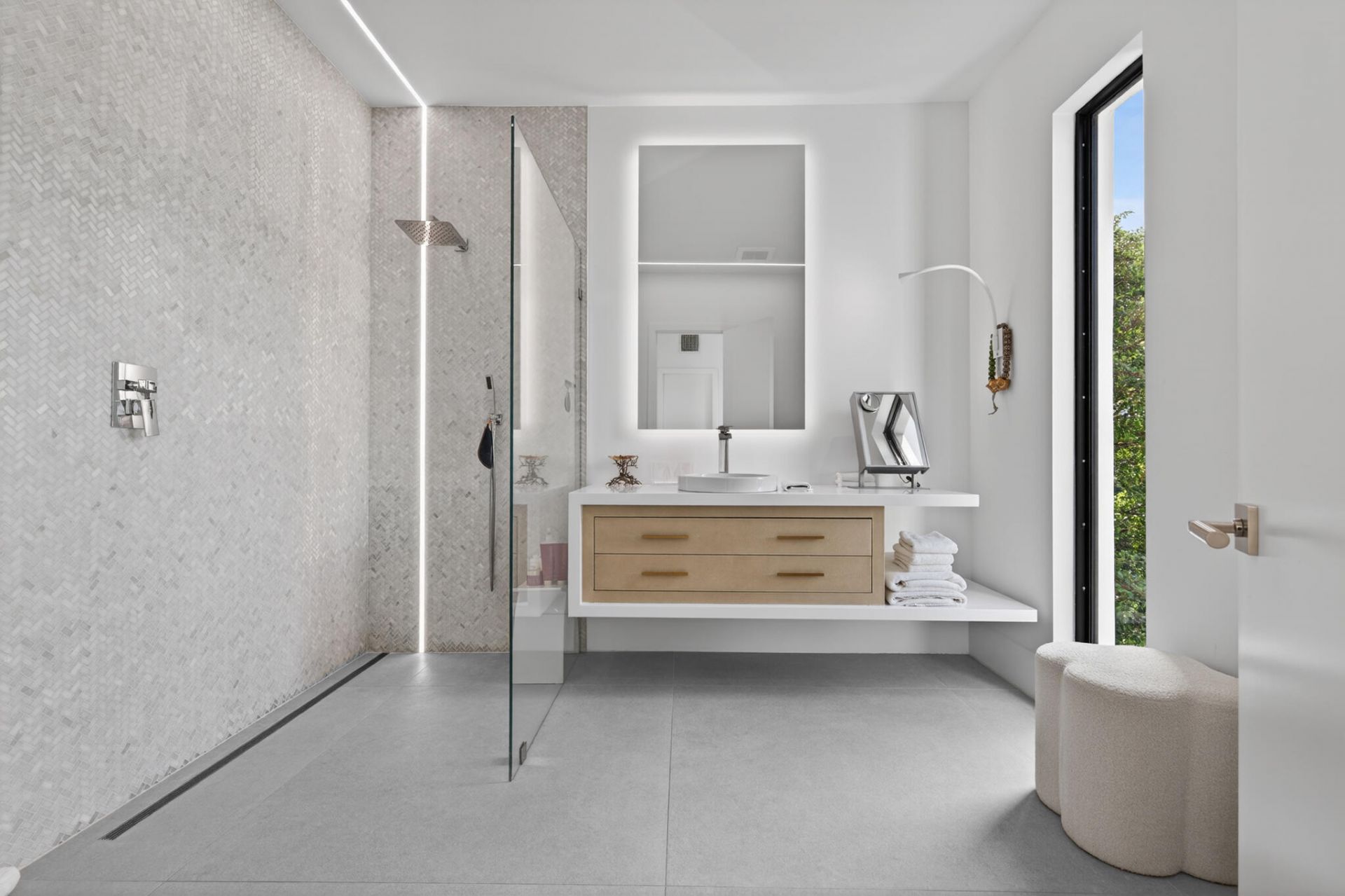 423 Chilean Avenue, Palm Beach, FL 33480 Photo